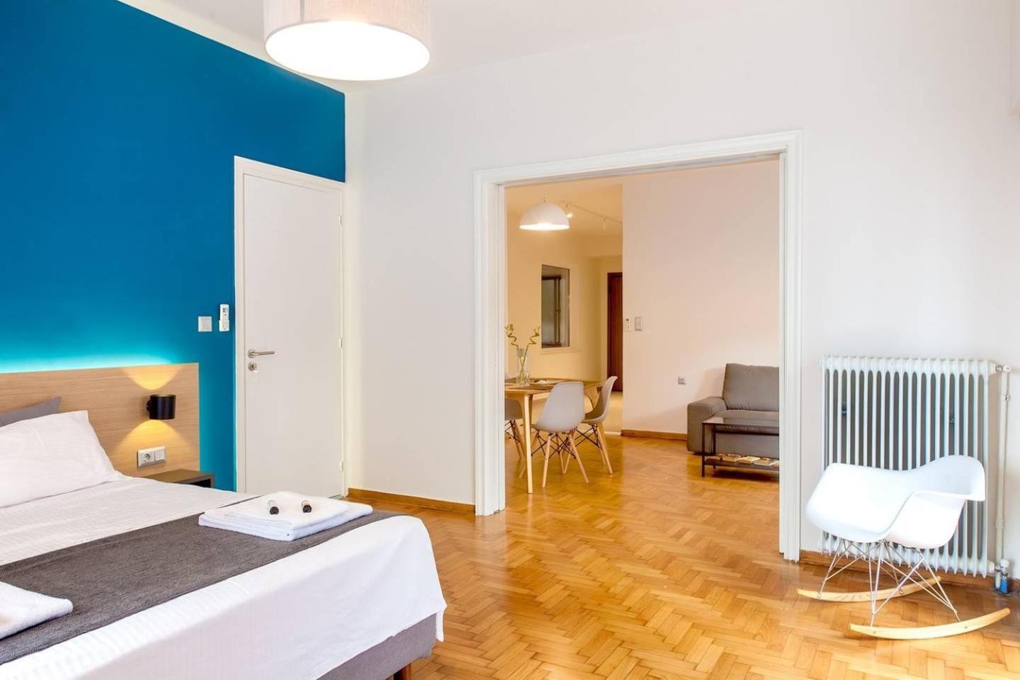 Toni'S 2Bd Home In Centre, 15 Sec To Metro Atenas Exterior foto